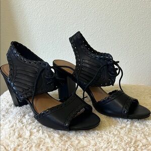 Restricted Black Heels Sophisticated Textured Design 9